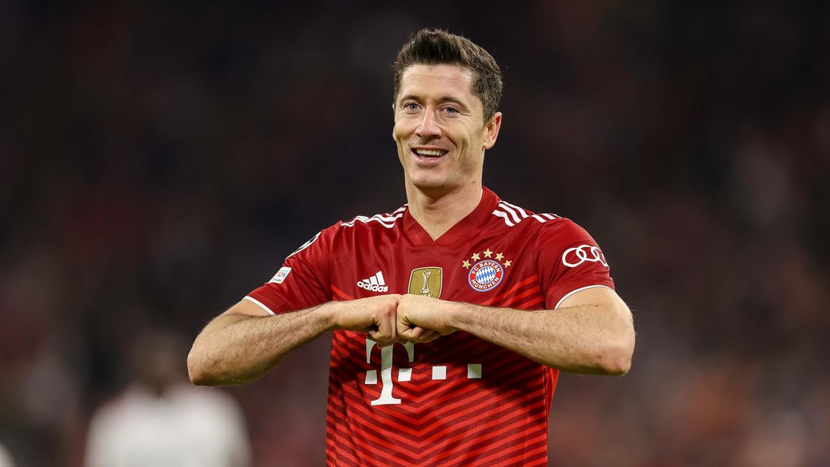 Người về nhì năm nay là Robert Lewandowski