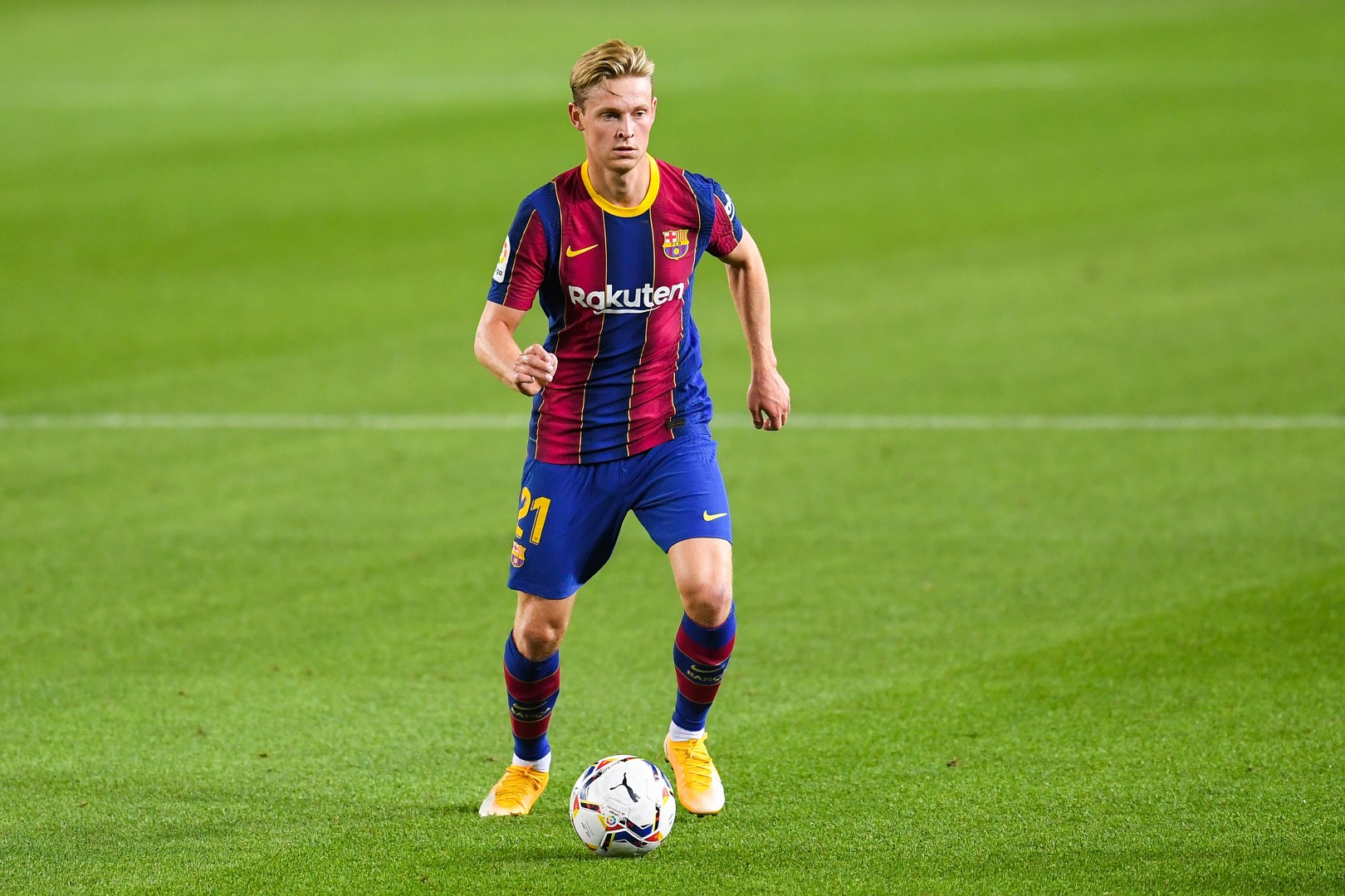 Phong cách chơi bóng của Frenkie De Jong